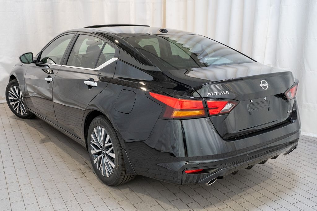 New 2025 Nissan Altima SV Sedan