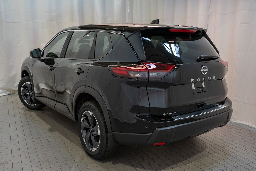 New 2026 Nissan Rogue SV SUV