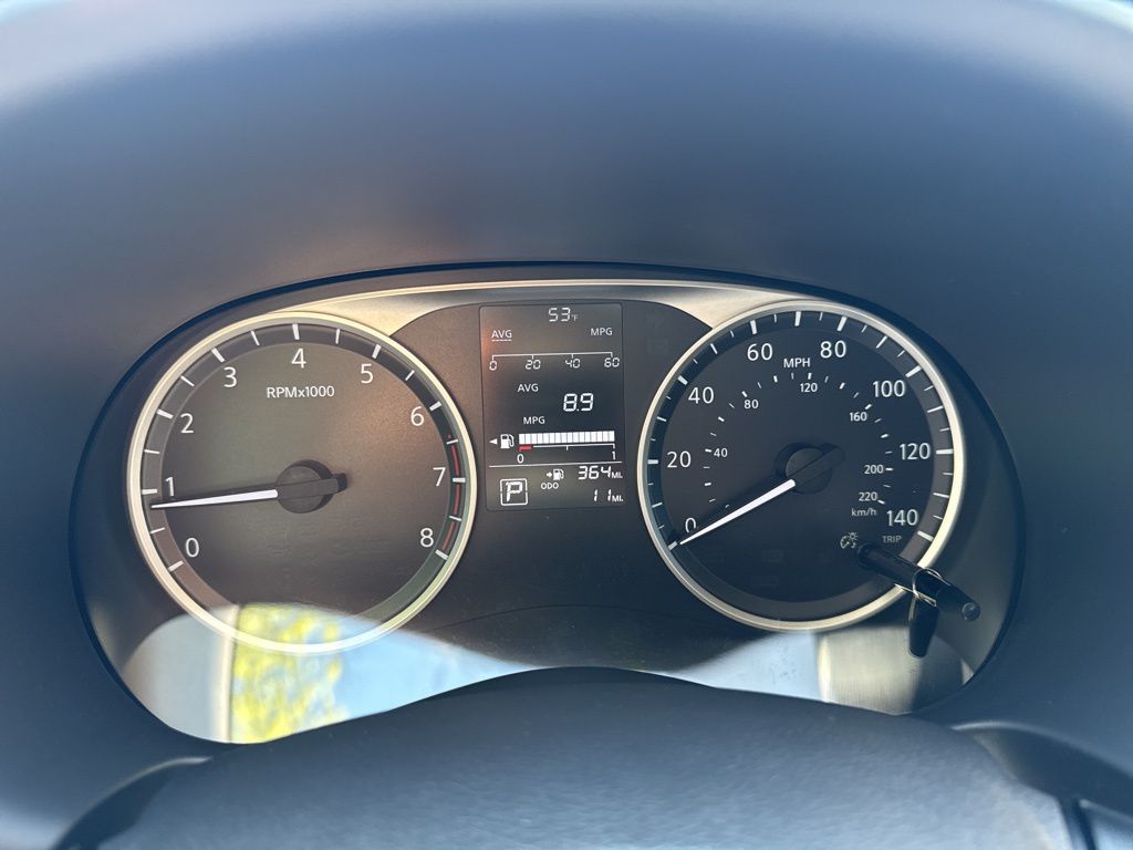 2025 Nissan Kicks Play S photo 3