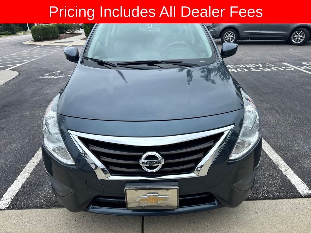 Used 2015 Nissan Versa 1.6 SV Sedan