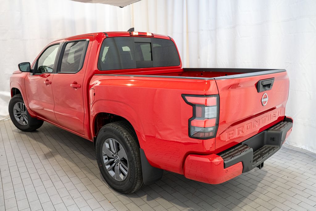 2026 Nissan Frontier SV photo 4