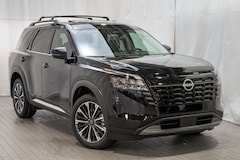 2026 Nissan Pathfinder Platinum SUV