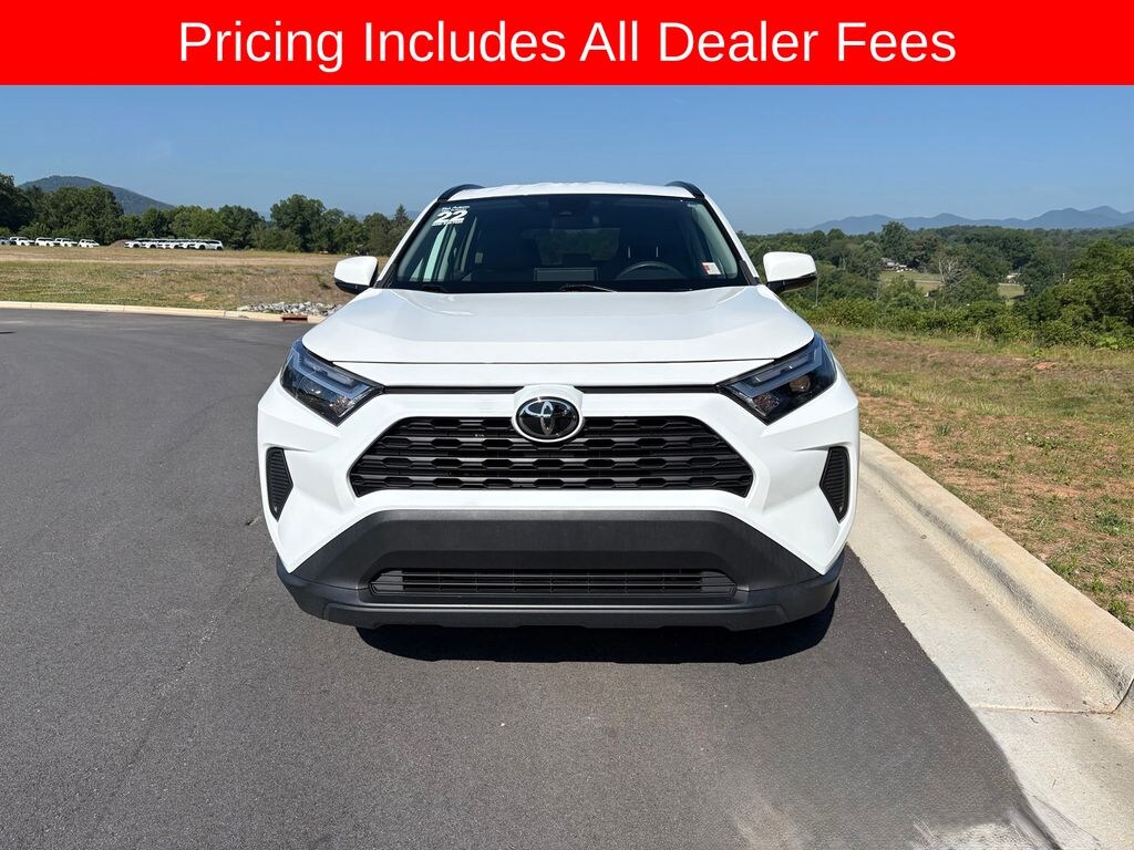 Used 2022 Toyota RAV4 XLE SUV