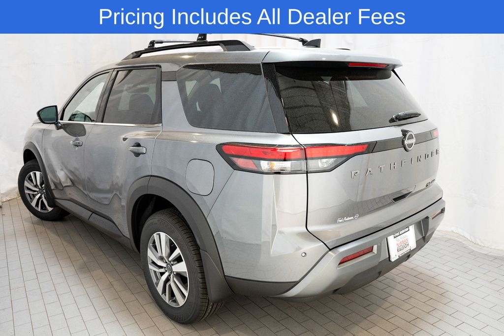 New 2026 Nissan Pathfinder SL SUV