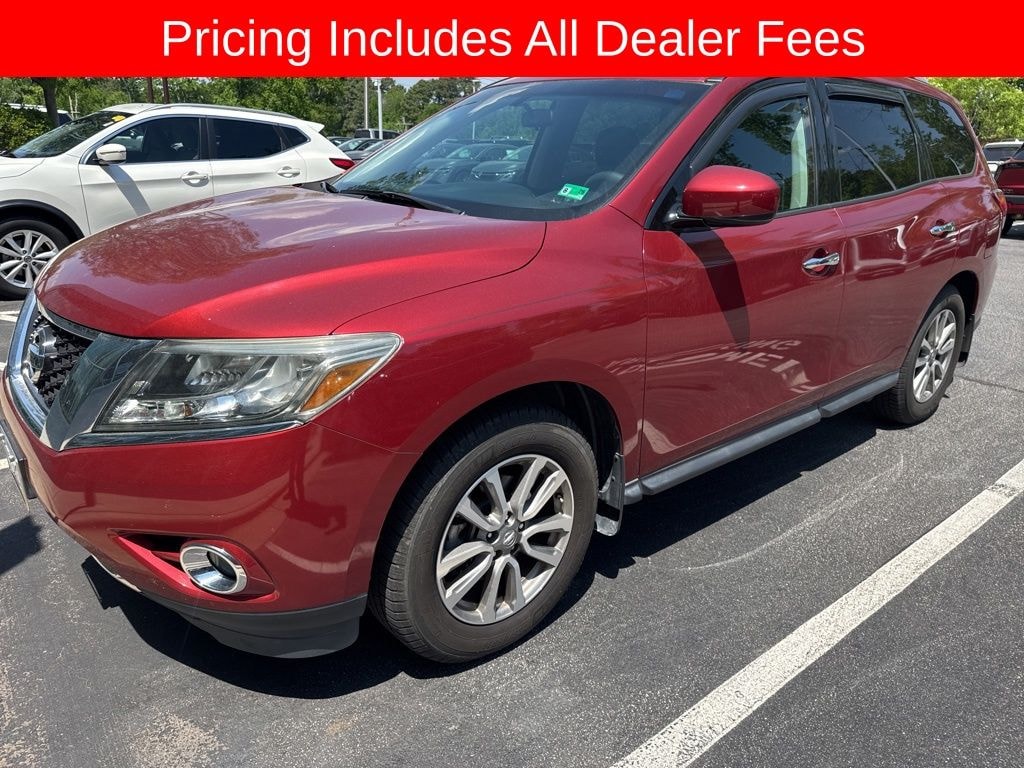 Used 2016 Nissan Pathfinder S SUV