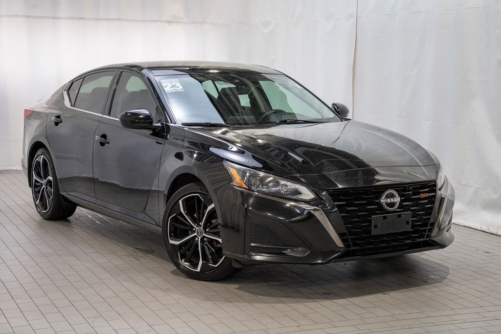 Used 2023 Nissan Altima 2.5 SR Sedan