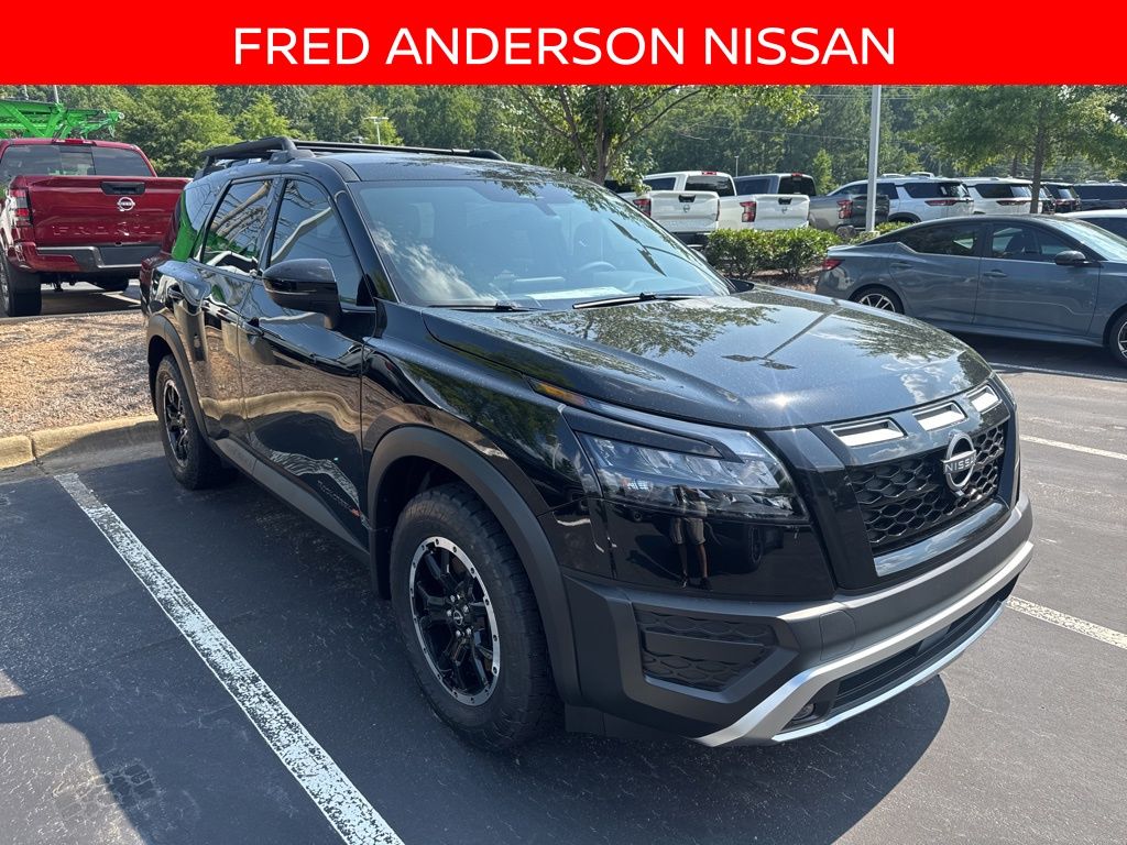 2025 Nissan Pathfinder SUV 