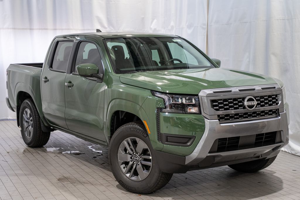 2026 Nissan Frontier SV's photo