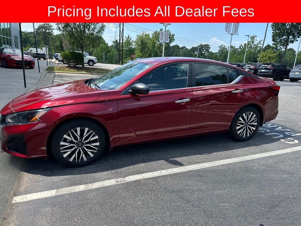 Certified 2024 Nissan Altima 2.5 SV Sedan