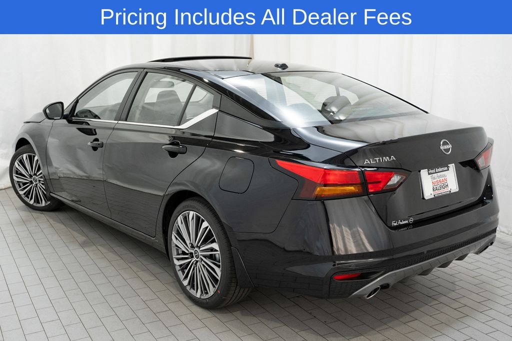 New 2026 Nissan Altima SV Sedan