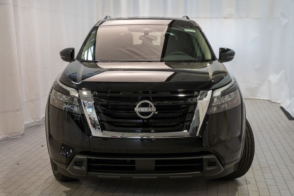 New 2025 Nissan Pathfinder SV SUV