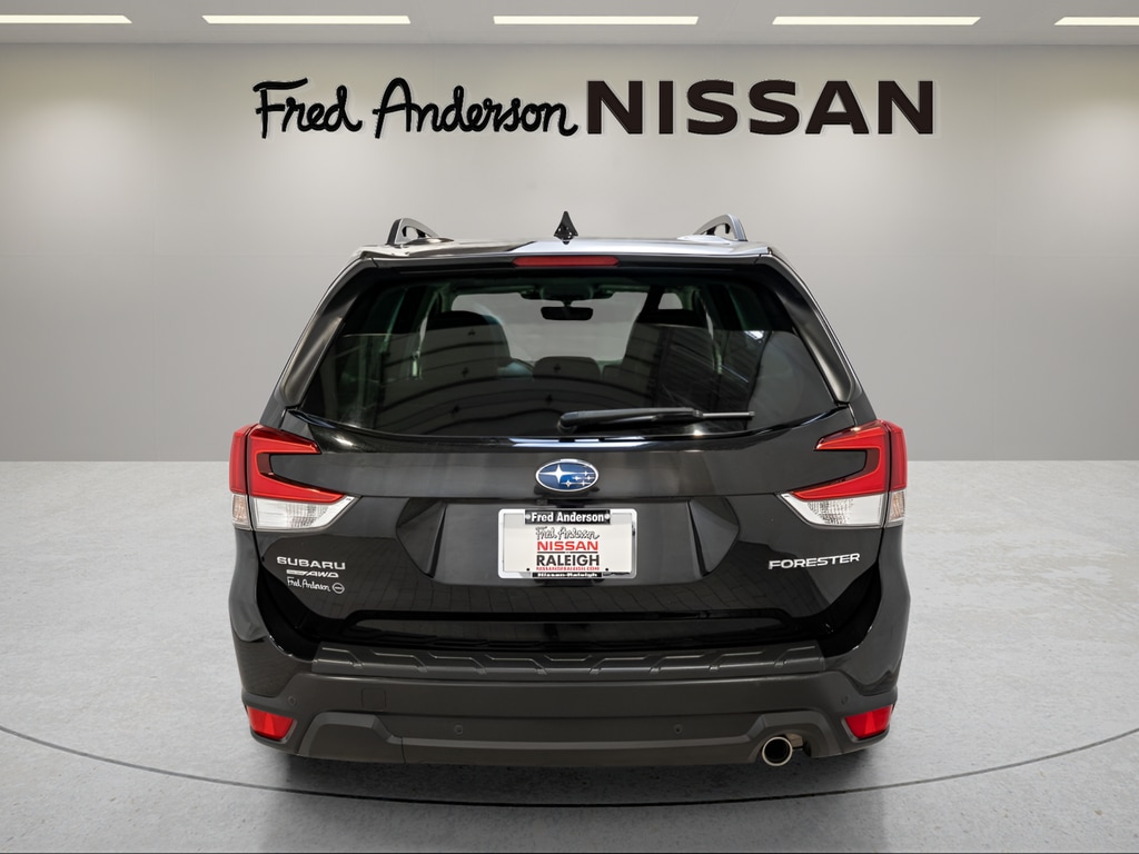 Used 2023 Subaru Forester Limited SUV