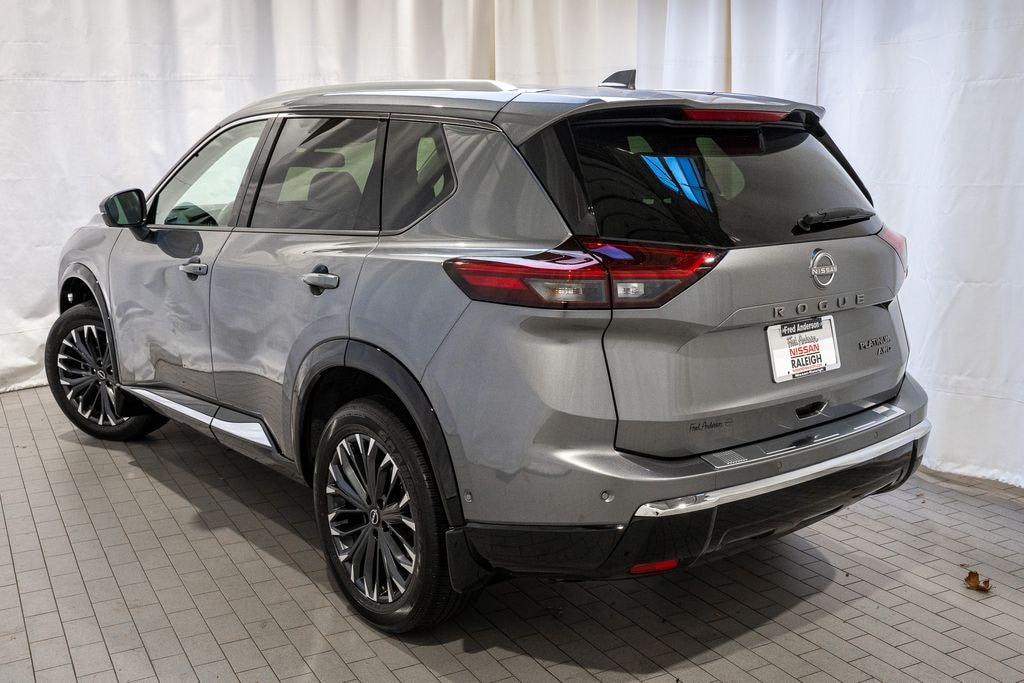 Used 2024 Nissan Rogue Platinum SUV