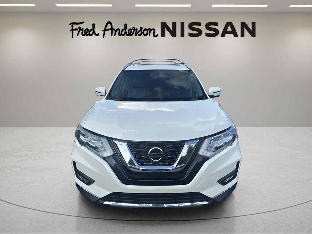 2018 Nissan Rogue SL photo 3