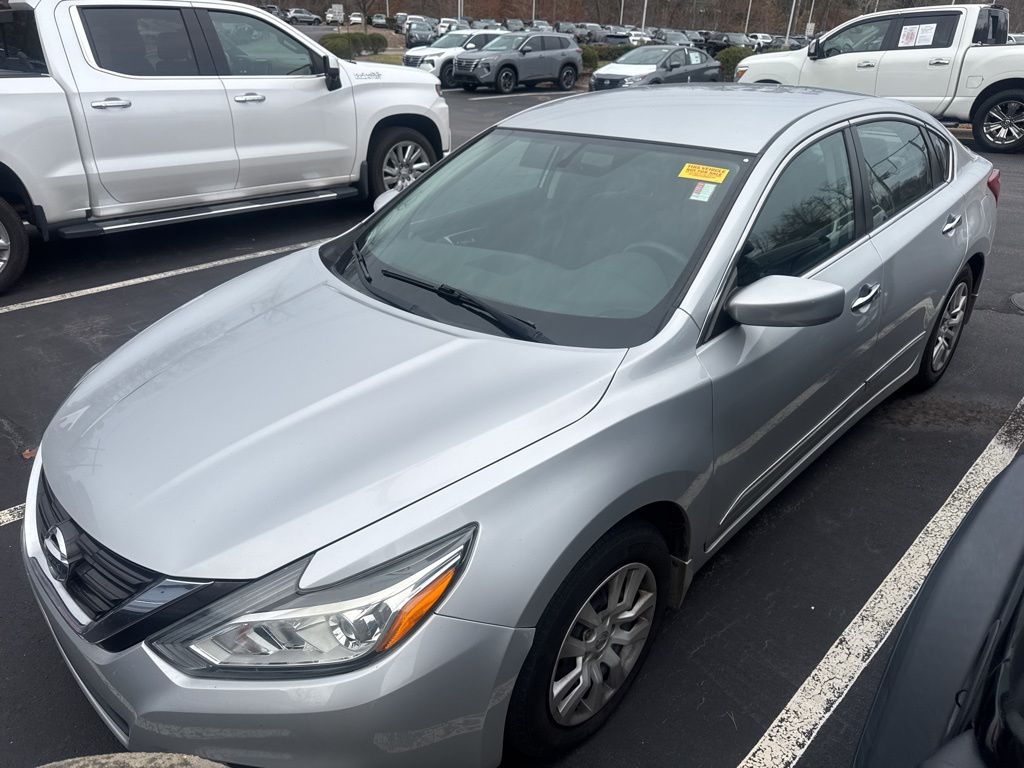 2017 Nissan Altima 2.5 S photo 3