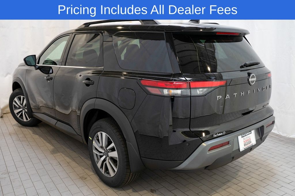 New 2026 Nissan Pathfinder SL SUV