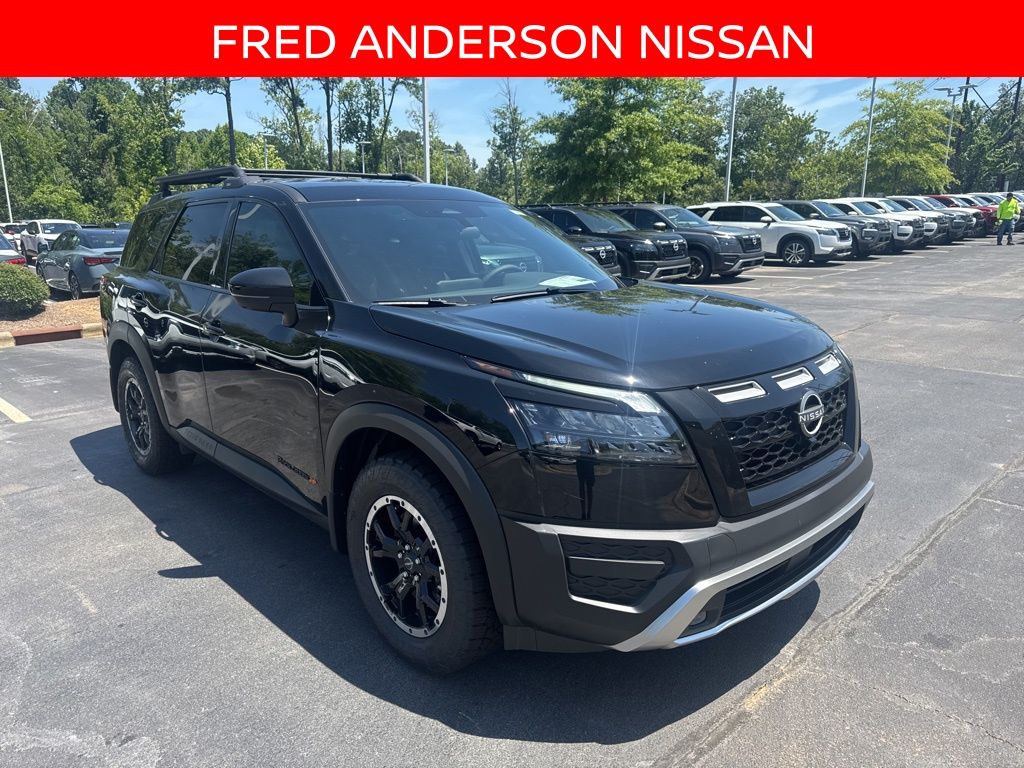 2025 Nissan Pathfinder SUV 