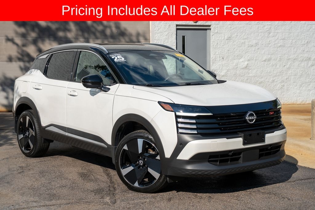 Used 2025 Nissan Kicks SR SUV