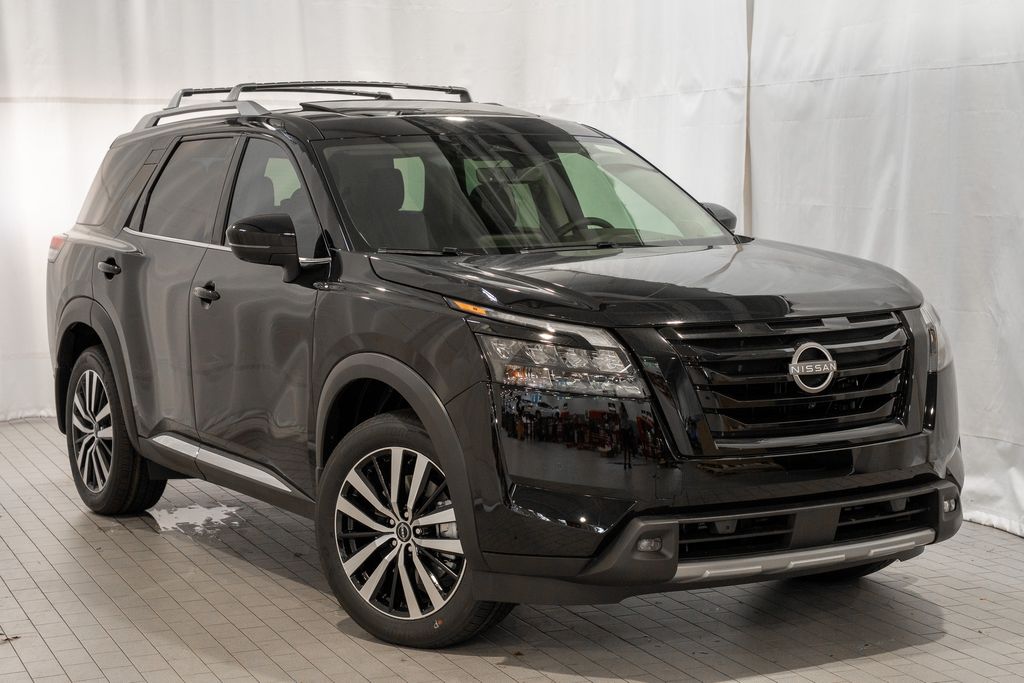2025 Nissan Pathfinder SUV 