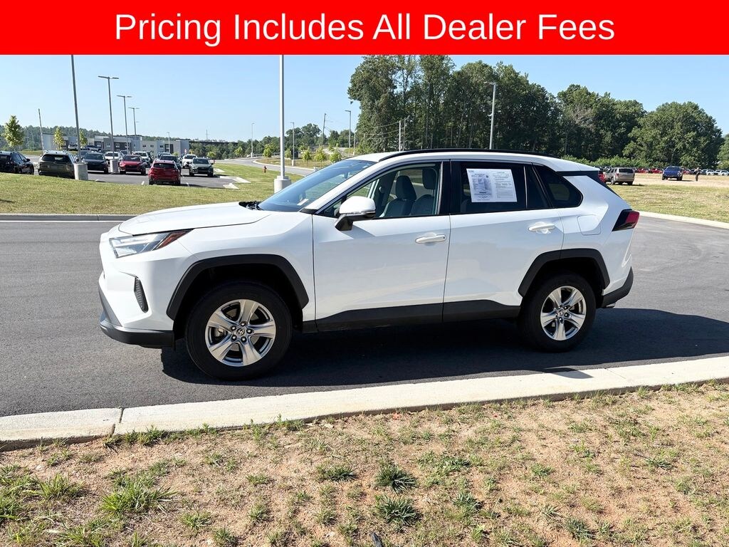 Used 2022 Toyota RAV4 XLE SUV