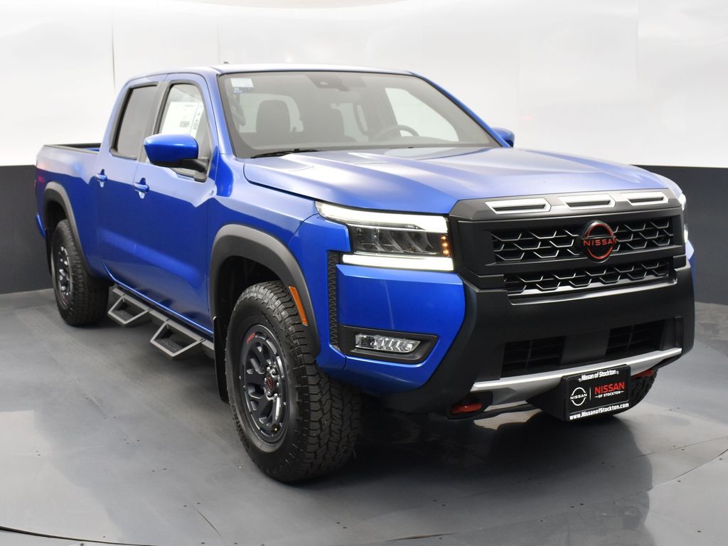 2025 Nissan Frontier Truck Crew Cab 