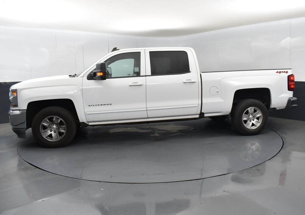 2018 Chevrolet Silverado 1500 LT photo 4