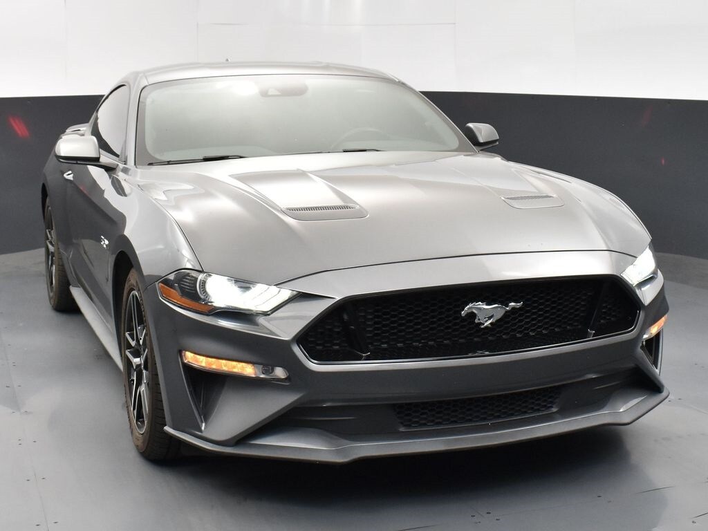 2021 Ford Mustang GT photo 2