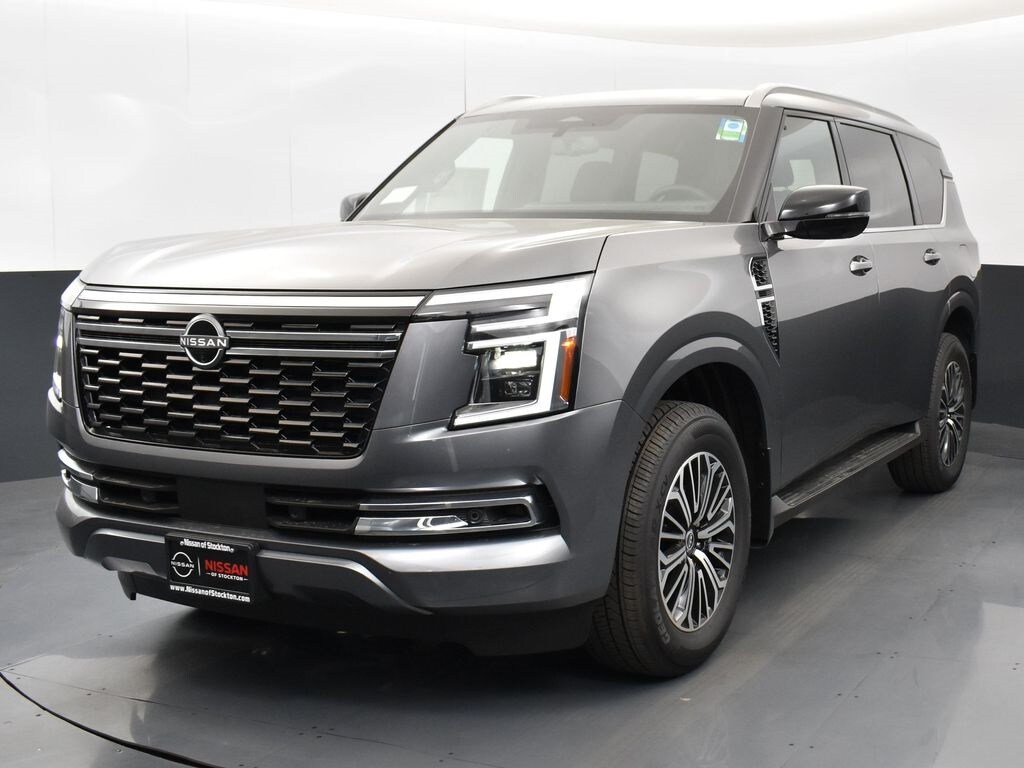 2025 Nissan Armada SL photo 3