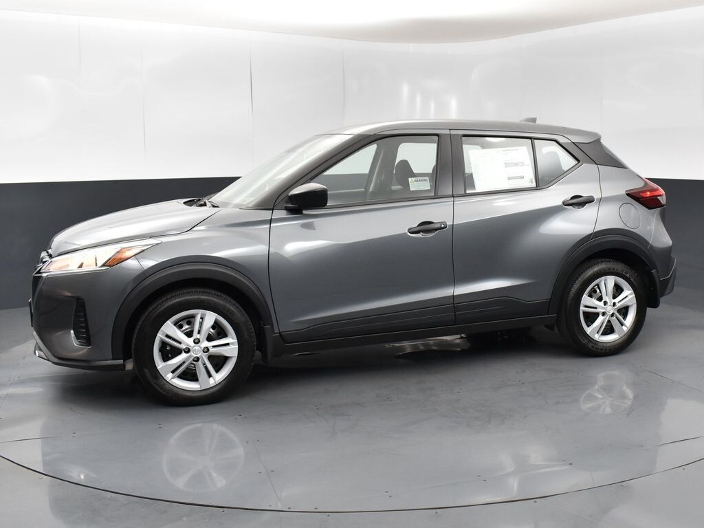 2025 Nissan Kicks Play S photo 4