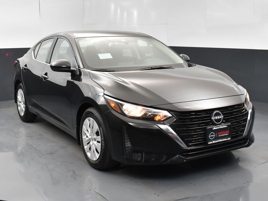 2025 Nissan Sentra Sedan 