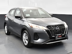 2025 Nissan Kicks Play S SUV