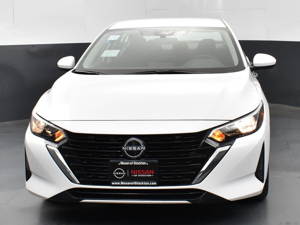 2025 Nissan Sentra S photo 2