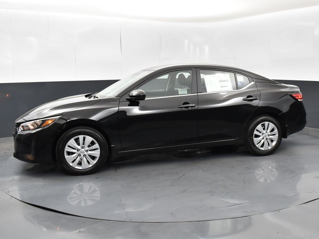 2025 Nissan Sentra S photo 4