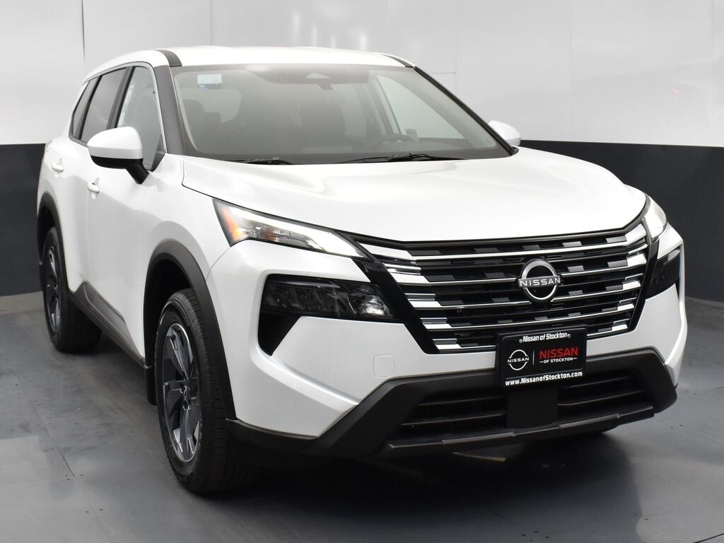 2026 Nissan Rogue SV photo 2