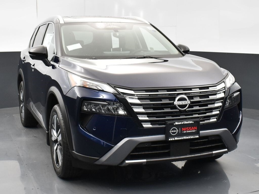 2025 Nissan Rogue SL photo 2