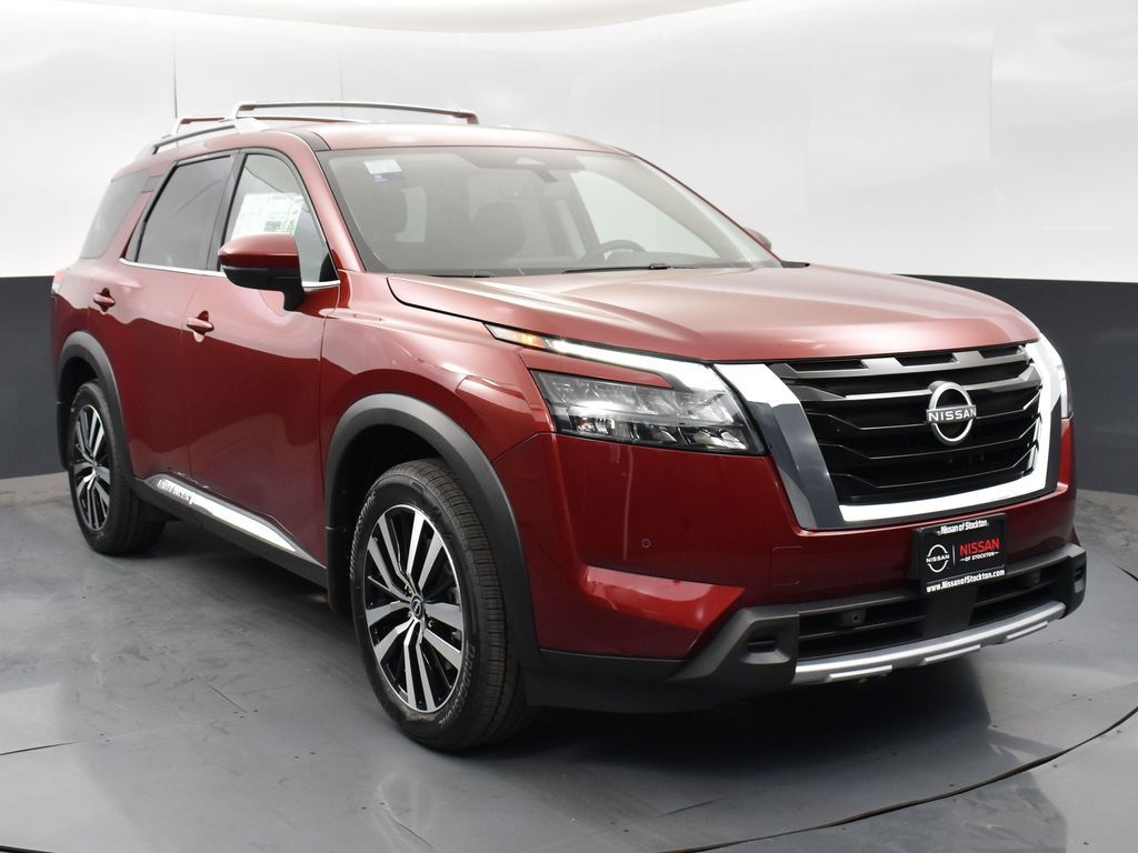 2025 Nissan Pathfinder SUV 