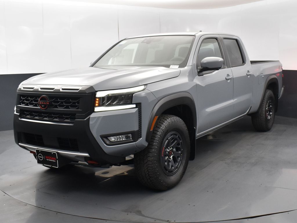 2026 Nissan Frontier PRO-4X photo 3