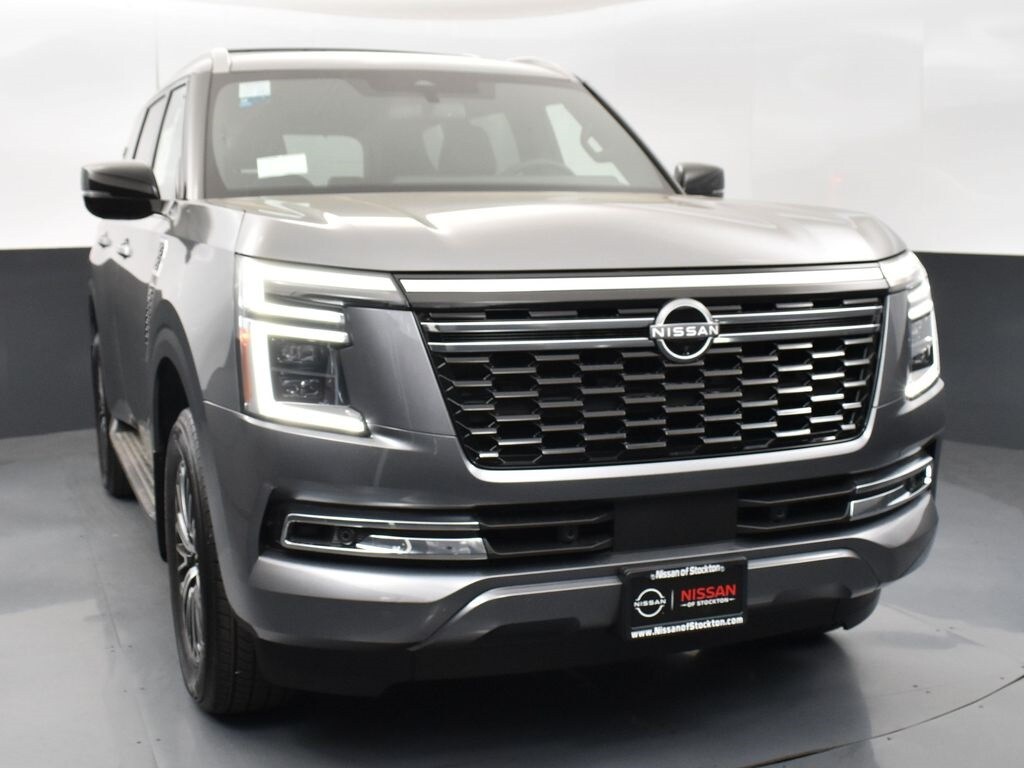 2025 Nissan Armada SL photo 2