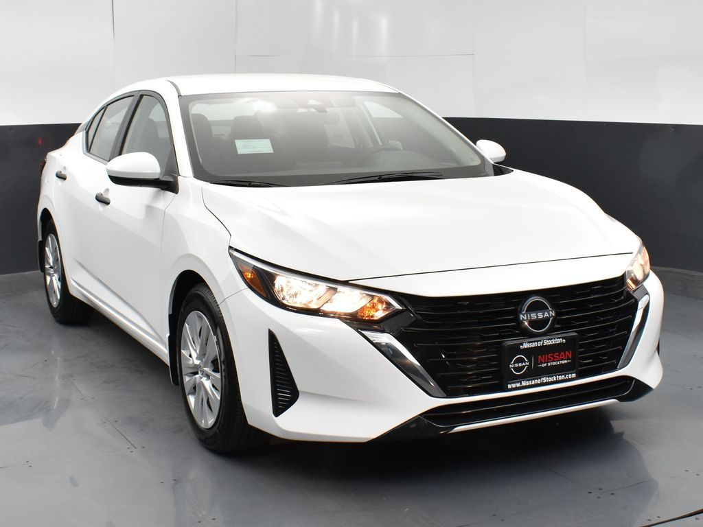 2025 Nissan Sentra Sedan 