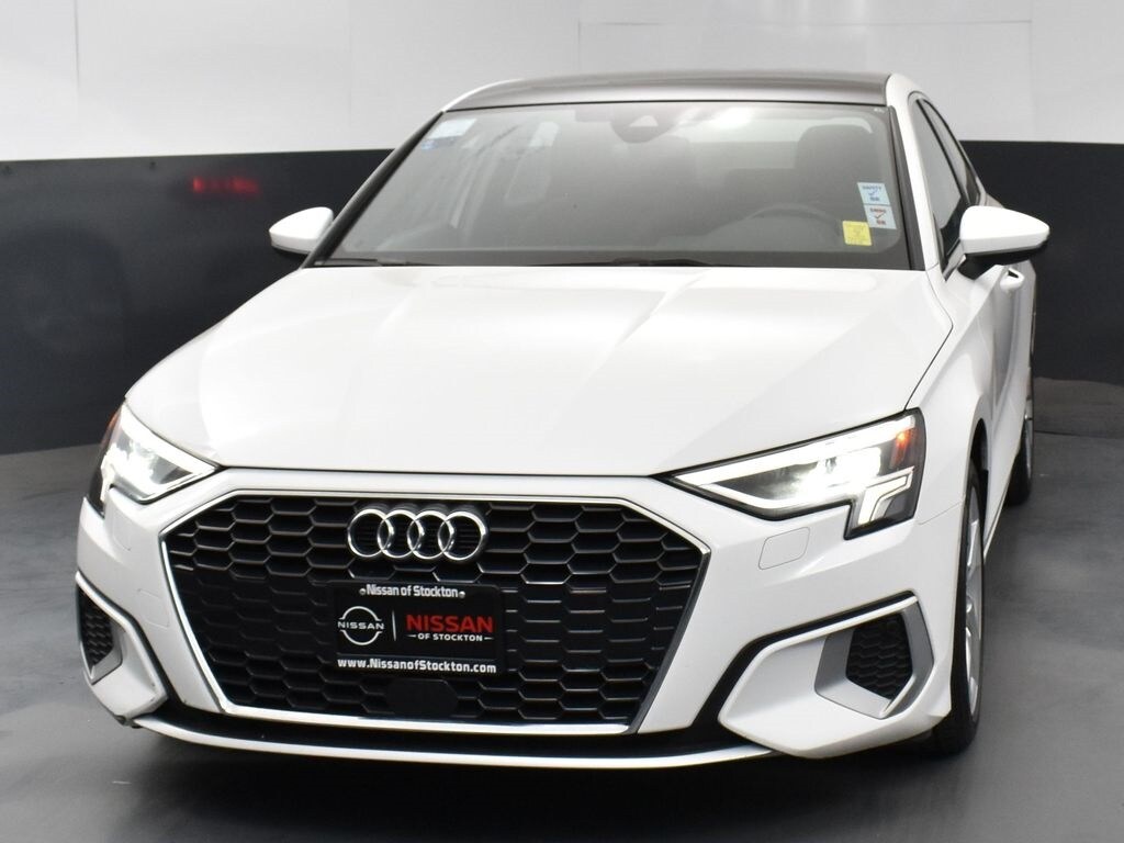 2023 Audi A3 40 Premium photo 3