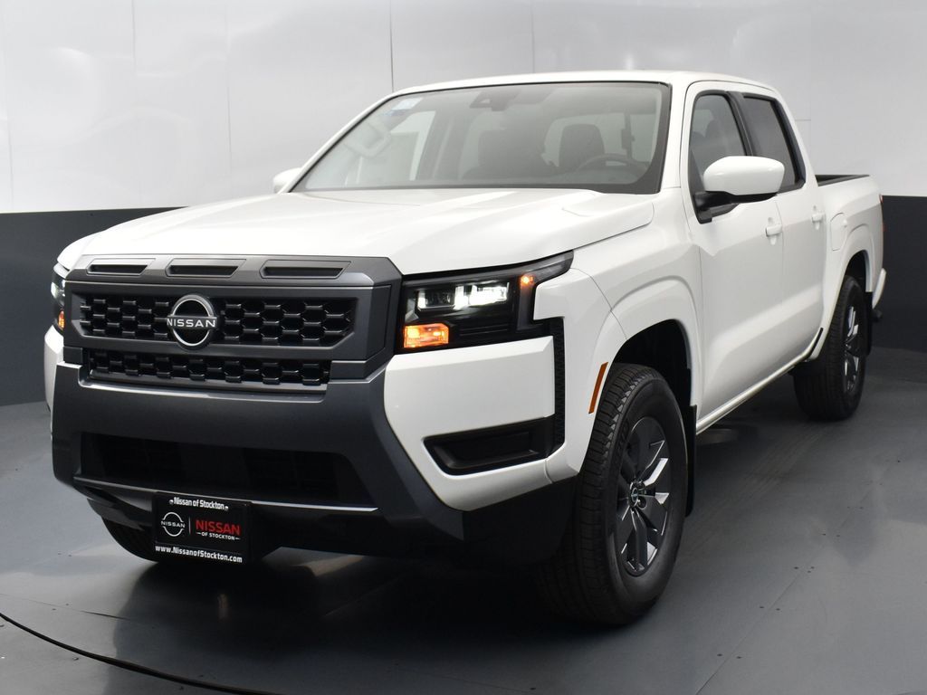 2026 Nissan Frontier SV photo 3