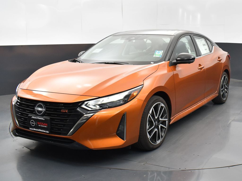 2025 Nissan Sentra SR photo 3