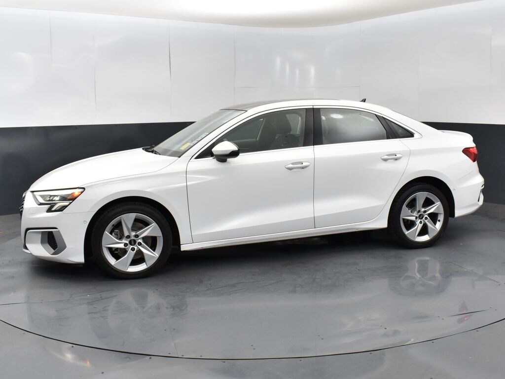 2023 Audi A3 40 Premium photo 4