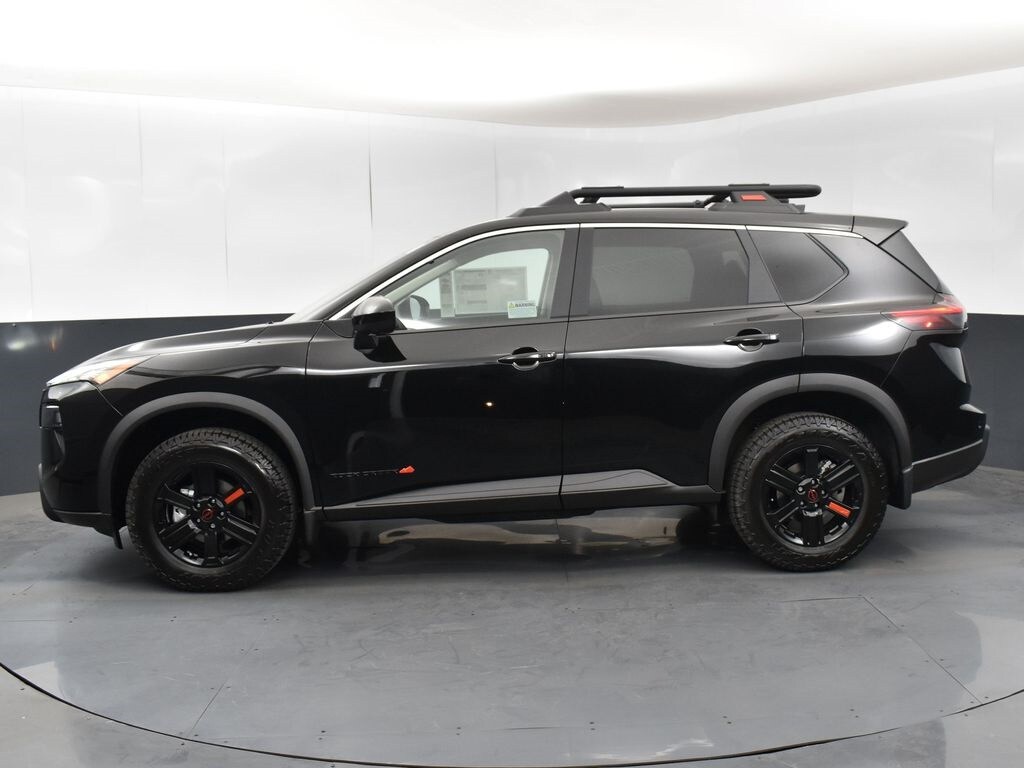 2026 Nissan Rogue SV photo 3