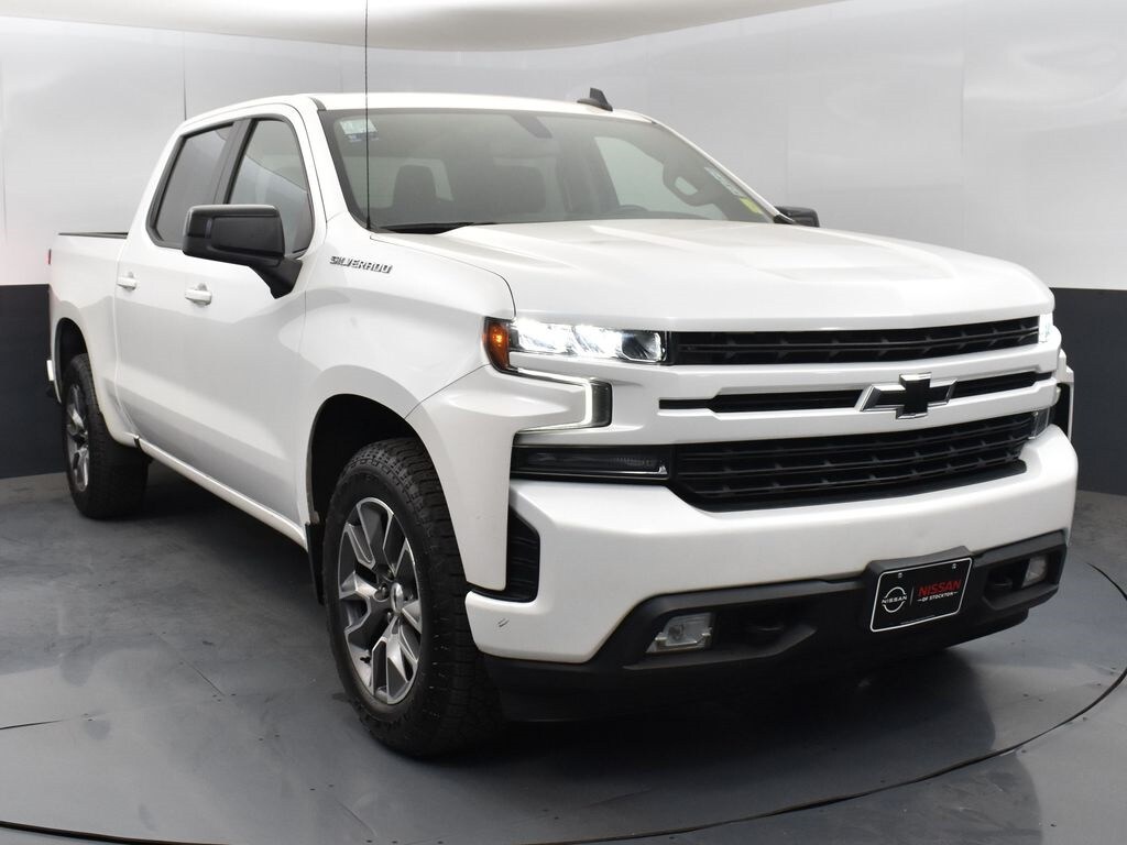 2019 Chevrolet Silverado 1500 RST photo 2