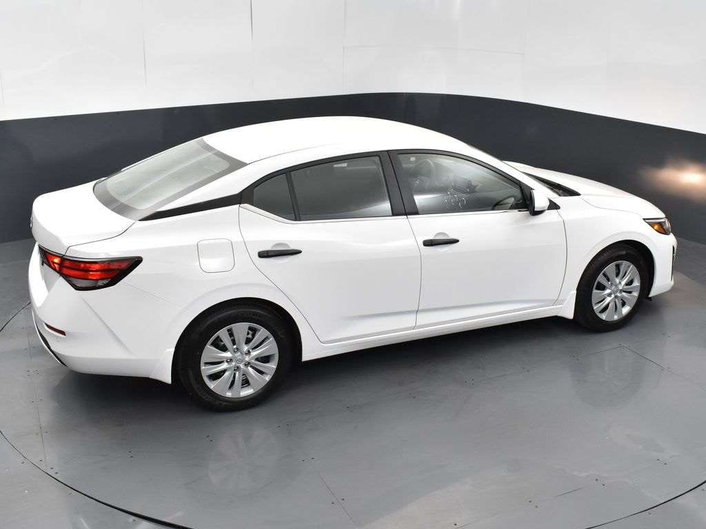 2025 Nissan Sentra S photo 5
