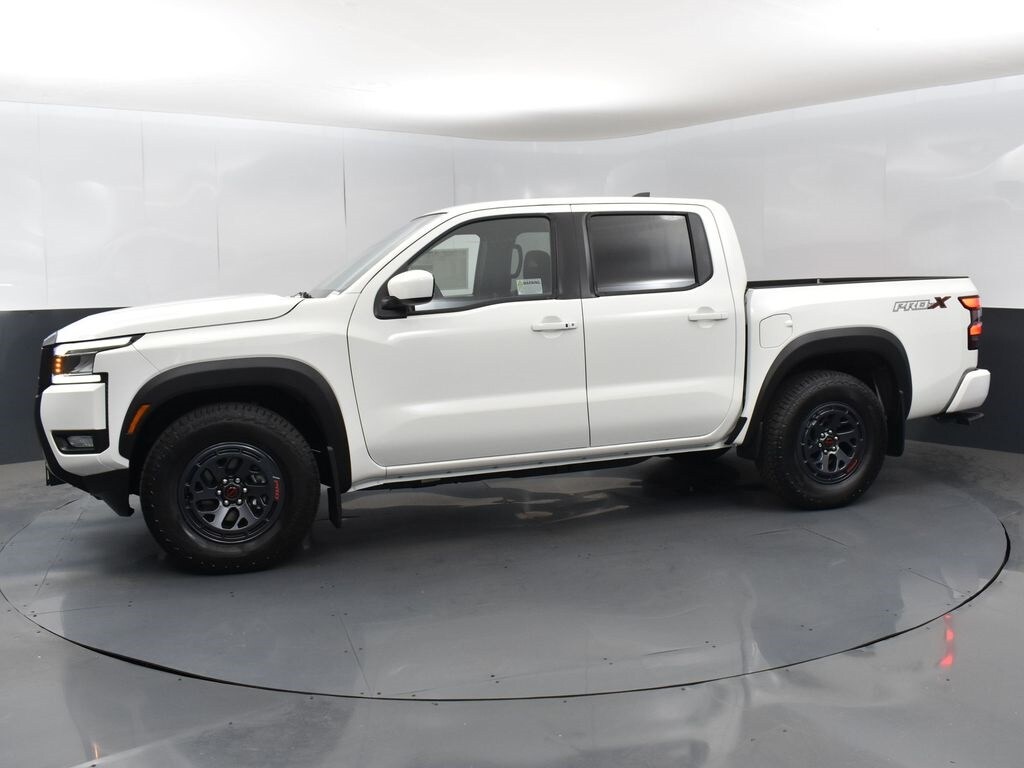 2025 Nissan Frontier PRO-X photo 4