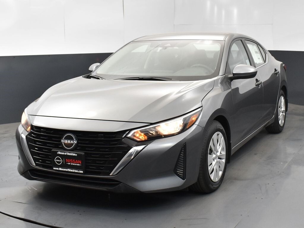 2025 Nissan Sentra S photo 3