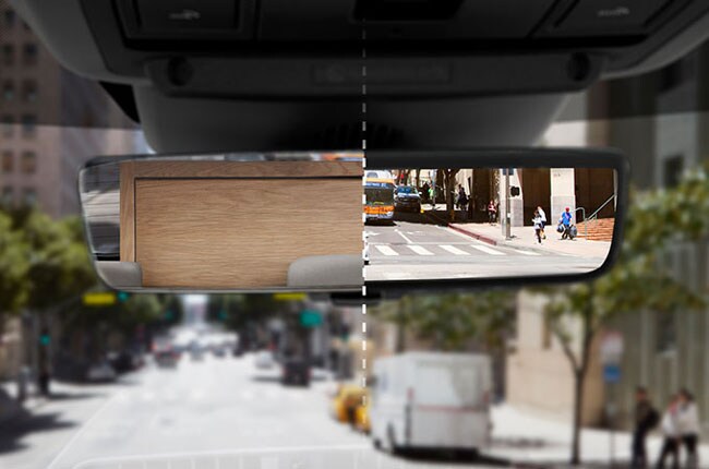Land_Rover_Cherry_Hill-2020-Range-Rover-Evoque-ClearSight.jpg