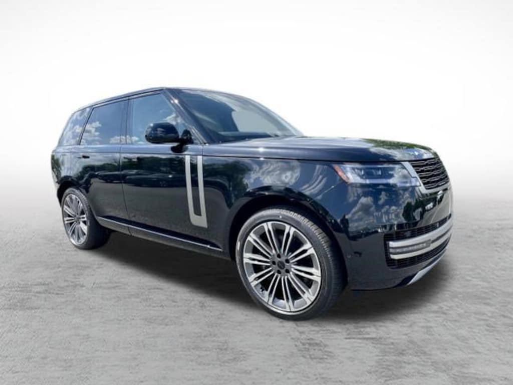 New 2026 Land Rover Range Rover SE SUV